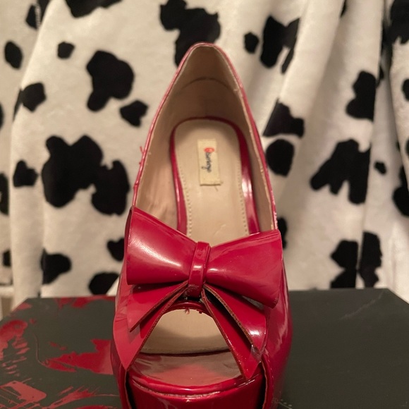 Olsenboye Bow red heels - Picture 5 of 6